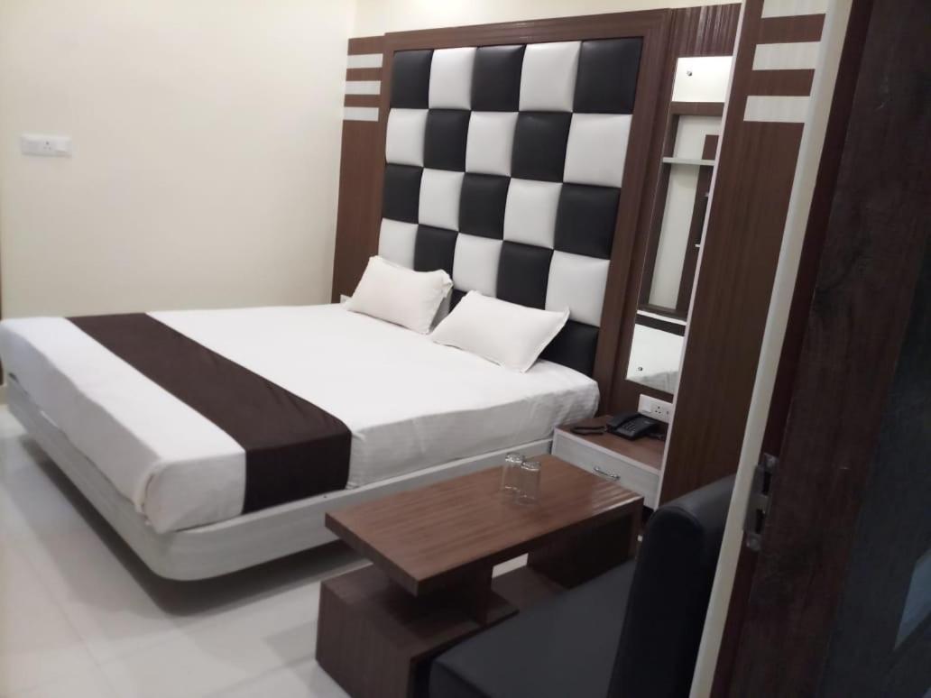 Hotel R K Residency Muzaffarpur Eksteriør billede